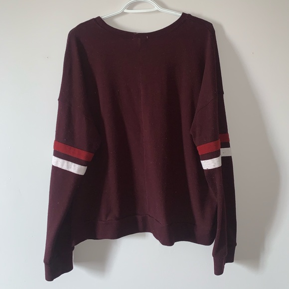 Red sweatshirt - Picture 2 of 3